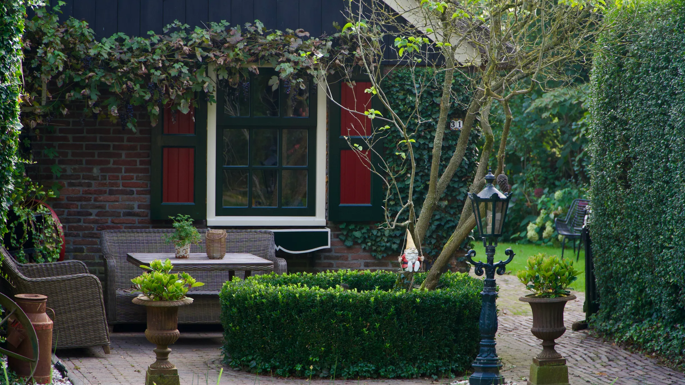 Cover for Paises Bajos